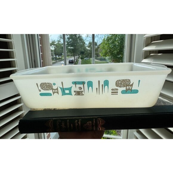 Vintage Fire King Atomic Blue Heaven Loaf Pan 5.5" X 10.5" X 2.5" White Glass - Picture 1 of 9
